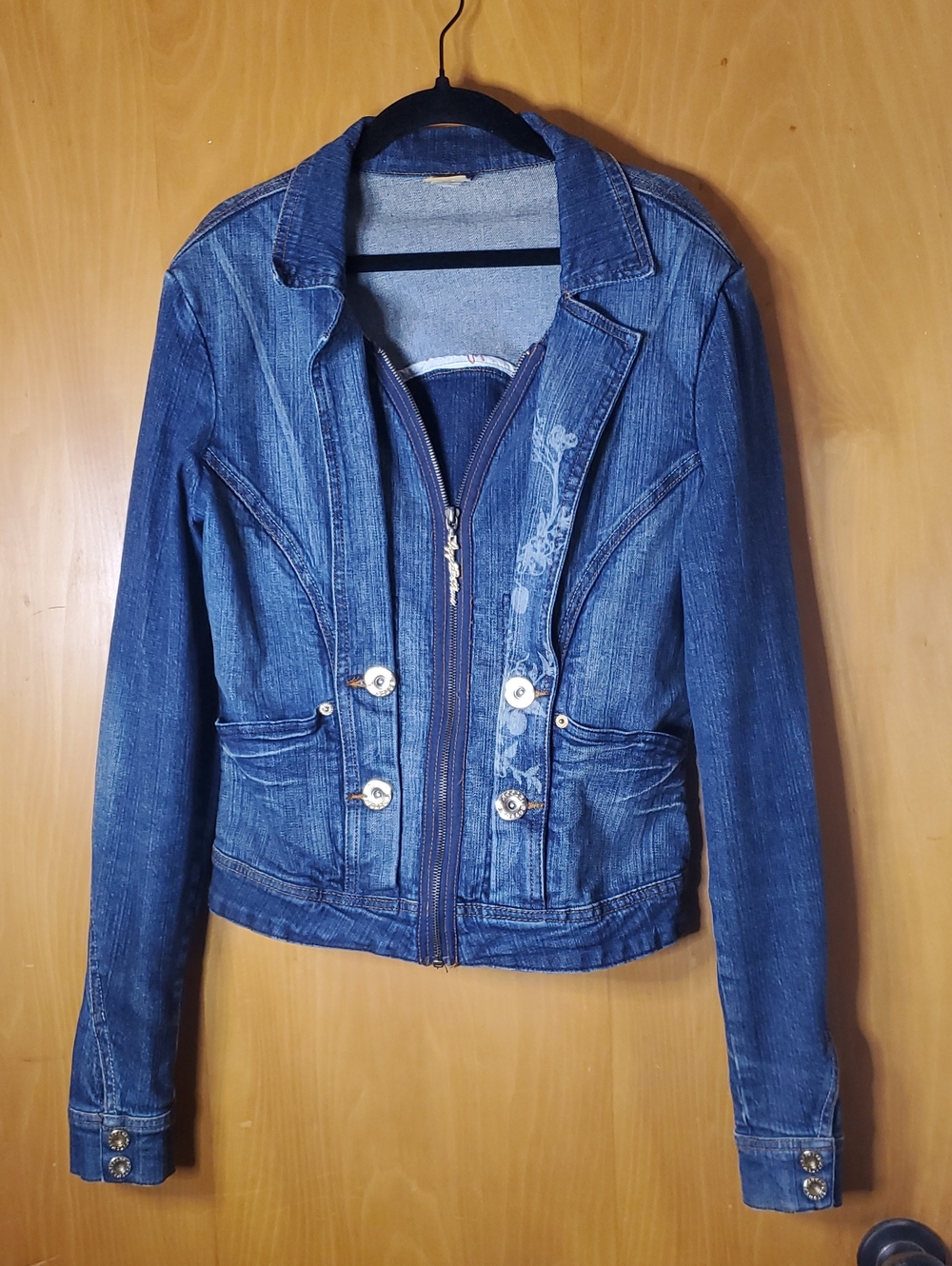 Vintage Y2K Apple Bottoms Dragon Laser Print Cropped Denim Jacket Mint Condition
